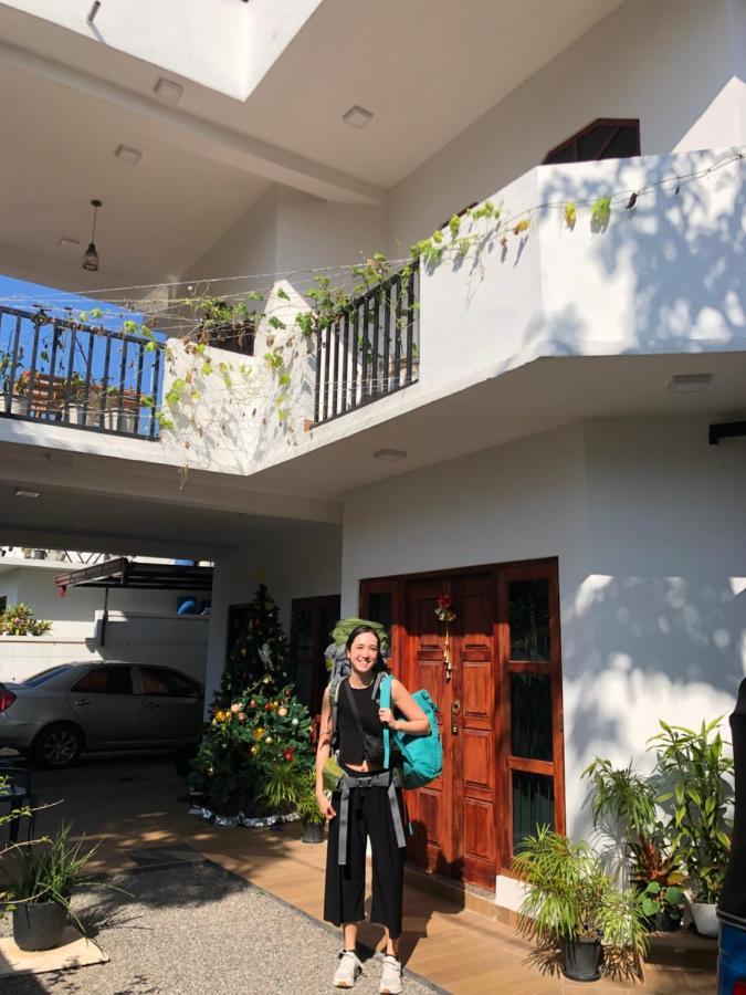 Airport Layover B&B Katunayake Exterior photo
